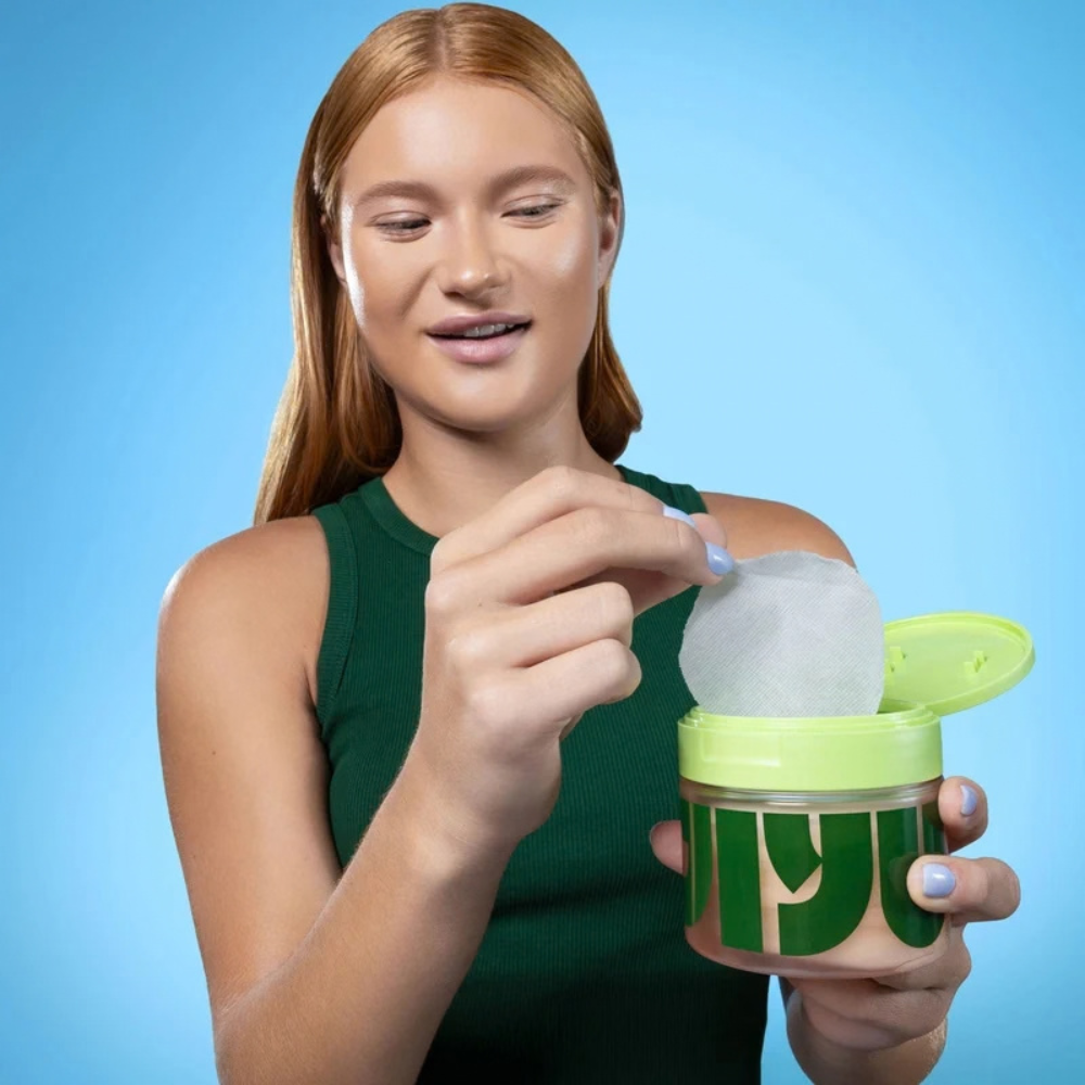 JIYU Facial Toning Pads with Peptides & Centella for Smooth & Hydrated Skin - 100 Pads Pack